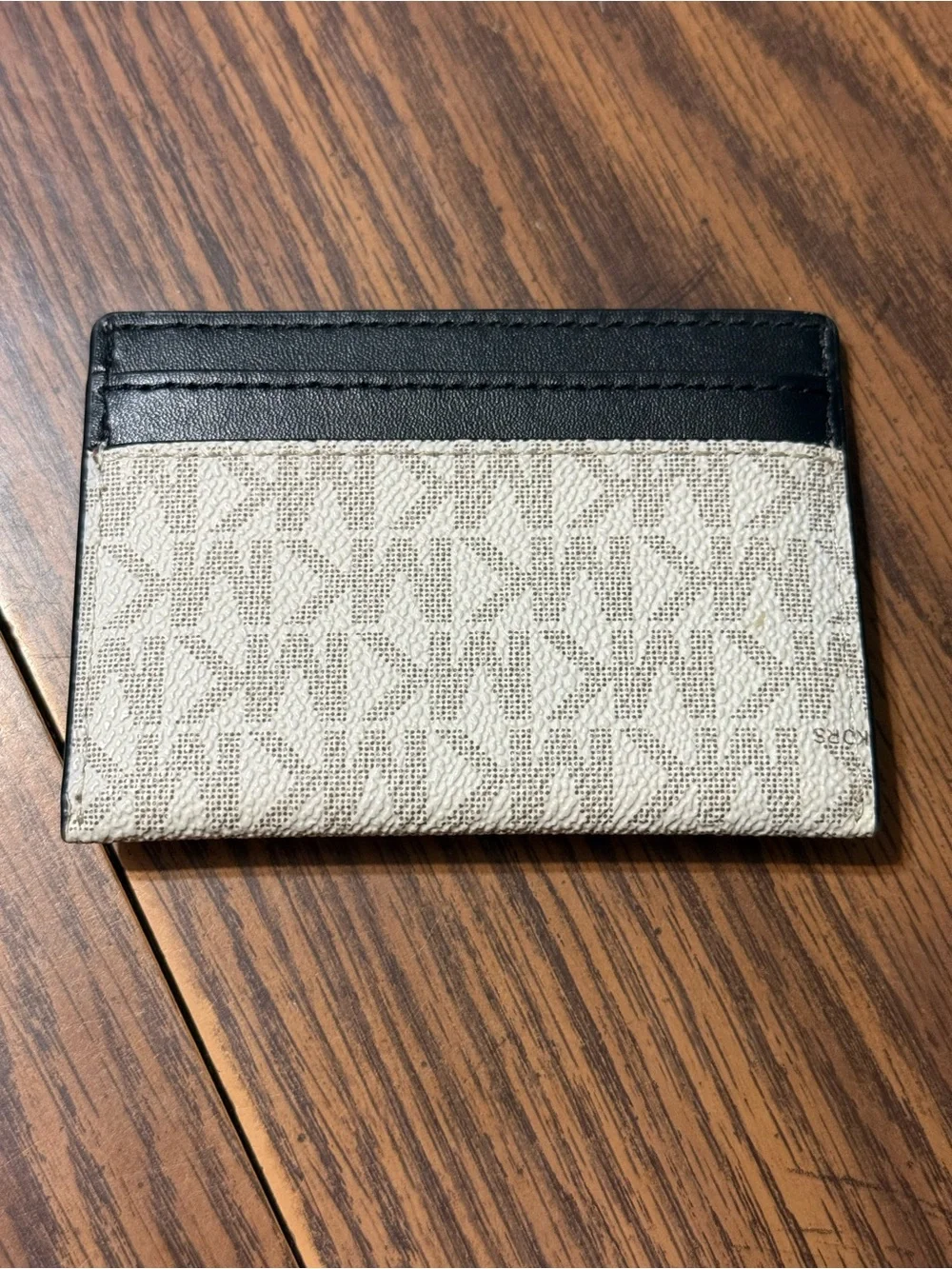 Michael Kors MK Vanilla Logo Card Holder Wallet Black Leather Gold Logo Card